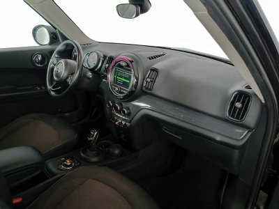 10 - MINI Countryman Cascioli Group