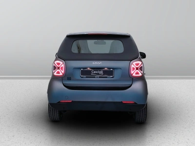 4 - smart fortwo Cascioli Group