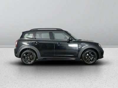 3 - MINI Countryman Cascioli Group