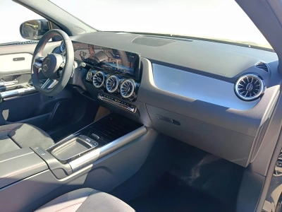 10 - Mercedes-Benz GLA Cascioli Group