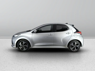 6 - Toyota Yaris Cascioli Group