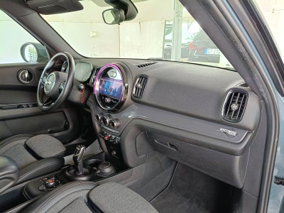 10 - MINI Countryman Cascioli Group