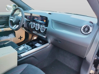 9 - Mercedes-Benz GLA Cascioli Group