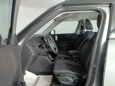 8 - MINI Countryman Cascioli Group