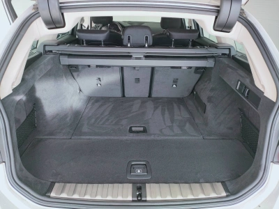 5 - BMW Serie 3 Cascioli Group