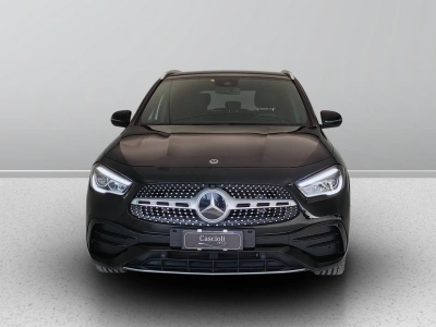 2 - Mercedes-Benz GLA Cascioli Group