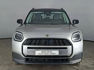 2 - MINI Countryman Cascioli Group