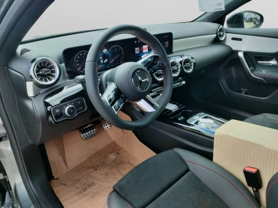 8 - Mercedes-Benz Classe A Cascioli Group