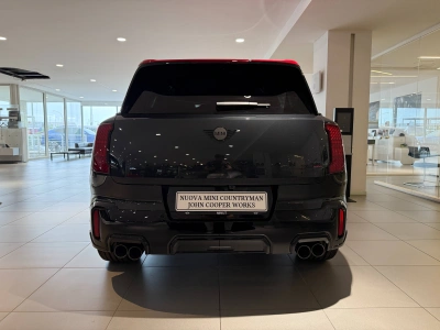 7 - MINI Countryman Cascioli Group