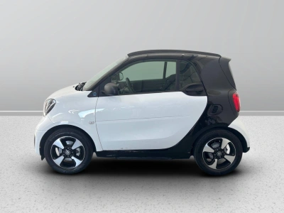3 - smart fortwo Cascioli Group