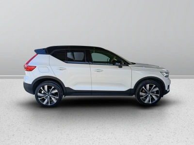 3 - Volvo XC40 Cascioli Group