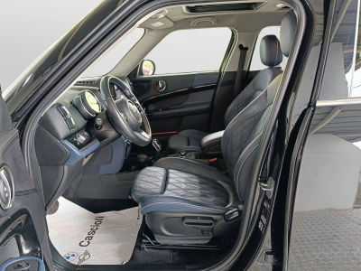 8 - MINI Countryman Cascioli Group