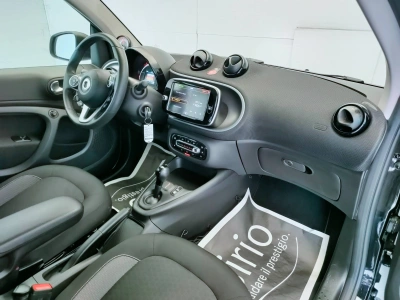9 - smart fortwo Cascioli Group