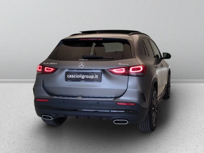 6 - Mercedes-Benz GLA Cascioli Group