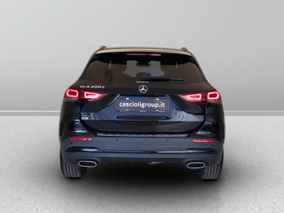 4 - Mercedes-Benz GLA Cascioli Group