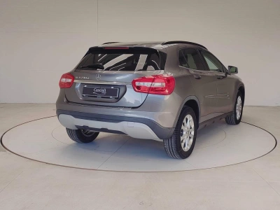 5 - Mercedes-Benz GLA Cascioli Group