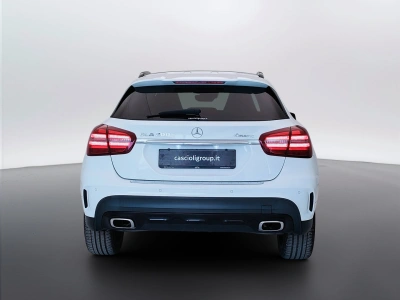 6 - Mercedes-Benz GLA Cascioli Group