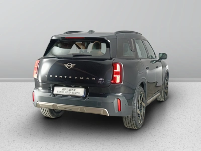4 - MINI Countryman Cascioli Group