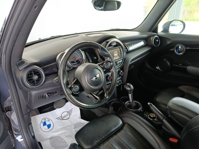 7 - MINI Cooper Cascioli Group