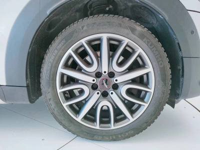 10 - MINI Countryman Cascioli Group