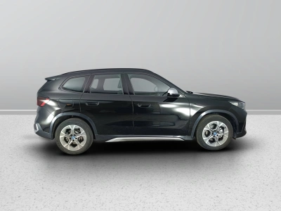 3 - BMW iX1 Cascioli Group