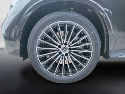 7 - Mercedes-Benz GLC Cascioli Group