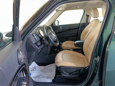 8 - MINI Countryman Cascioli Group