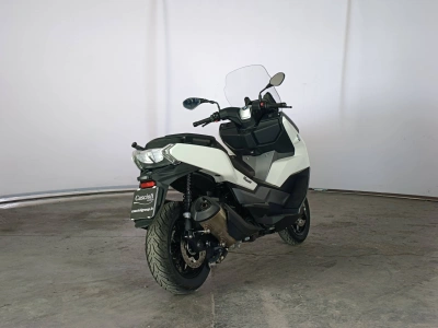 3 - BMW Motorrad C 400 GT Cascioli Group