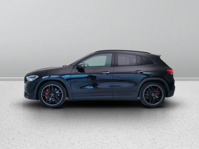 3 - Mercedes AMG GLA Cascioli Group