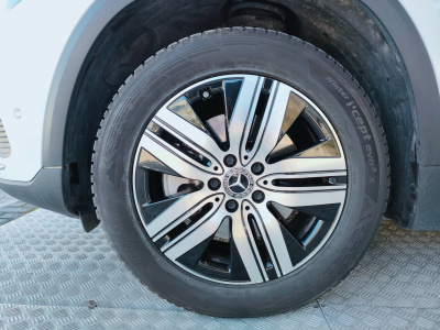 8 - Mercedes-Benz EQA Cascioli Group