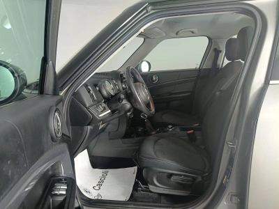 8 - MINI Countryman Cascioli Group