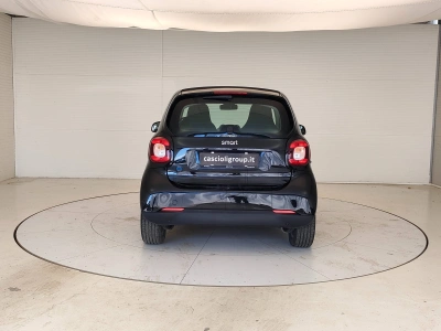 4 - smart fortwo Cascioli Group