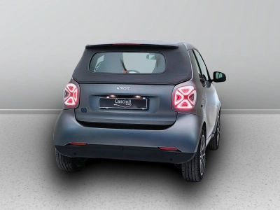 6 - smart fortwo Cascioli Group