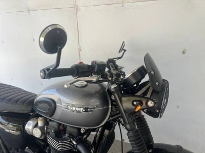 4 - Triumph Bonneville Cascioli Group