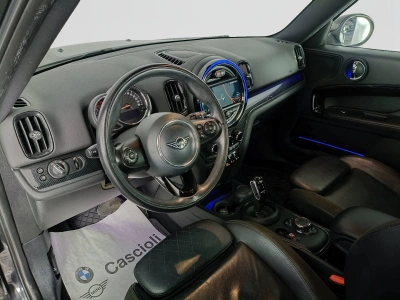 7 - MINI Countryman Cascioli Group
