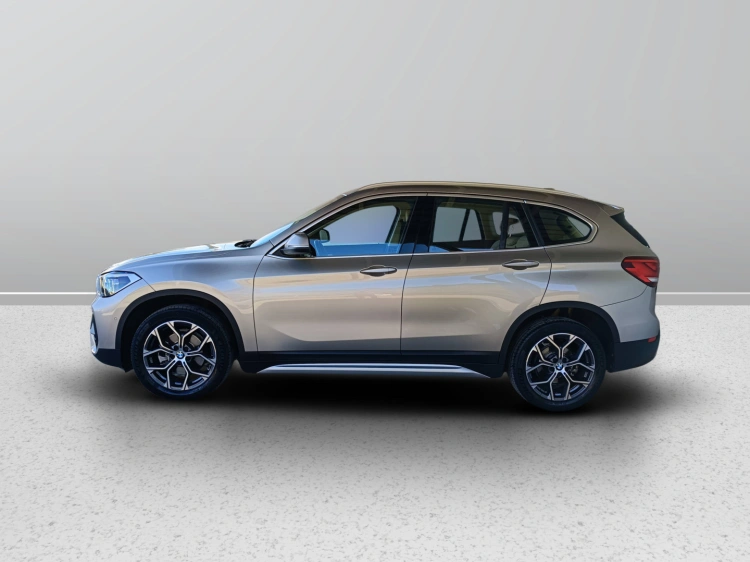 6 - BMW X1 X1 sdrive18d xLine Plus auto