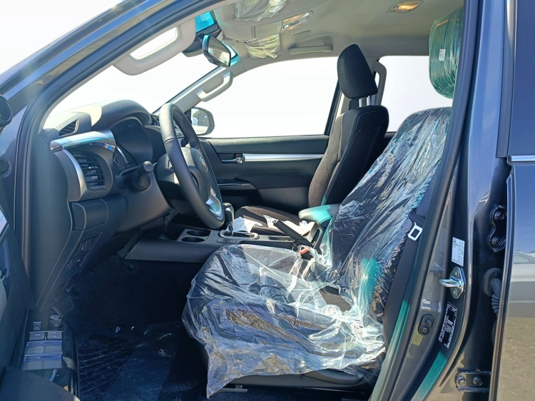 8 - Toyota Professional Hilux HILUX 2.4D A DC 4WD EXE MY24