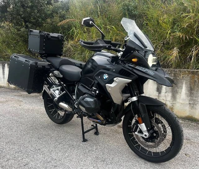 2 - BMW Motorrad GS R 1250 GS Triple Black Abs my21