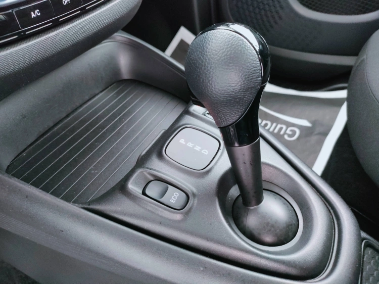 11 - smart fortwo Fortwo eq Passion 22kW