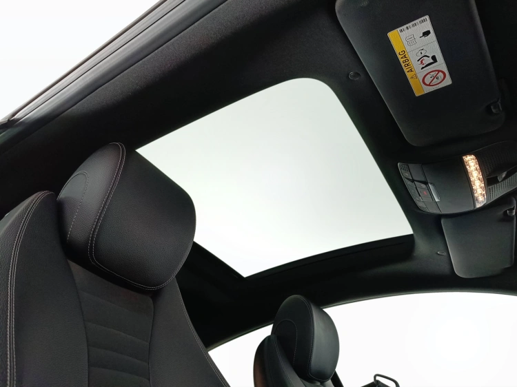 15 - Mercedes-Benz Classe E Coupe 220 d Premium Plus 4matic auto my20