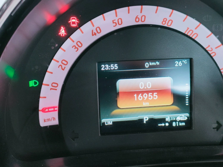 13 - smart fortwo Fortwo Cabrio eq Prime 22kW