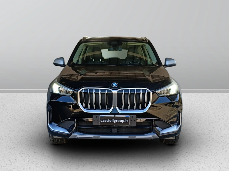 2 - BMW X1 X1 sdrive20i mhev 48V X-Line auto