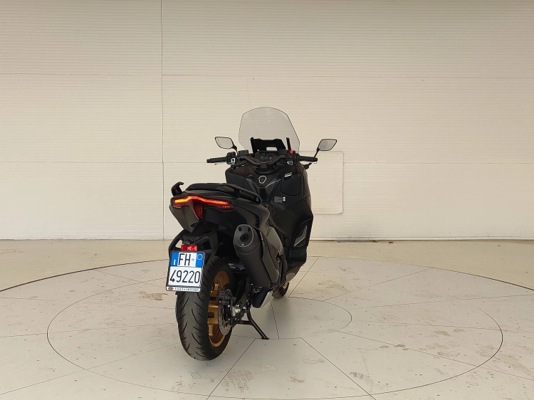 5 - Yamaha Tmax T-Max 560 Tech Max Abs my22