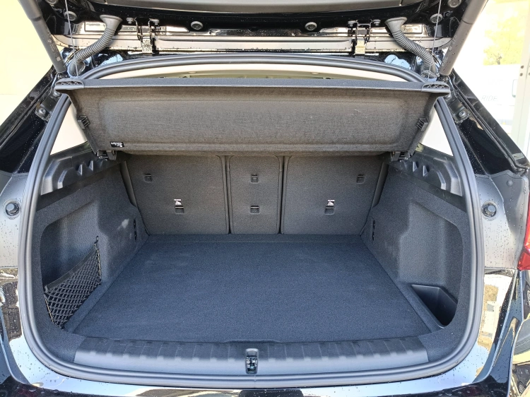 14 - BMW X1 X1 sdrive18i X-Line auto