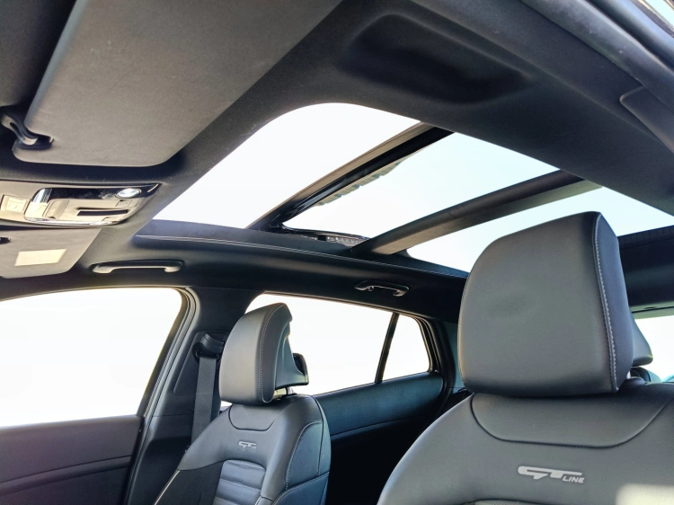 15 - Kia Sportage Sportage 1.6 tgdi hev GT-line Plus auto