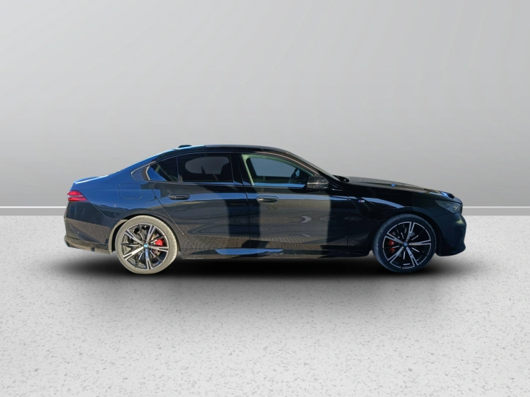 3 - BMW Serie 5 520d 48V xdrive MSport Pro auto