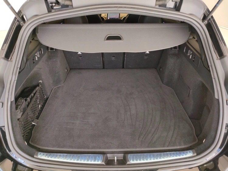 14 - Mercedes-Benz Classe C SW 220 d mhev AMG Line Advanced 197cv auto