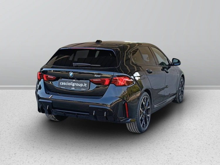 4 - BMW Serie 1 120 48V MSport Pro auto