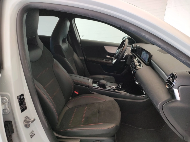 13 - Mercedes-Benz Classe A 250 e phev (eq-power) Premium auto