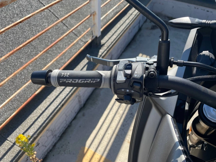 4 - Moto morini X Cape X Cape 650 cerchi a raggi Abs